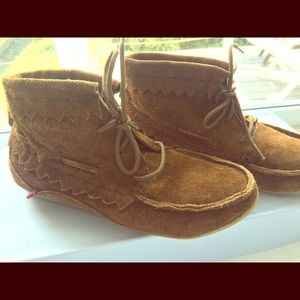 Oliberte Low Lace Up Boots-lightly worn